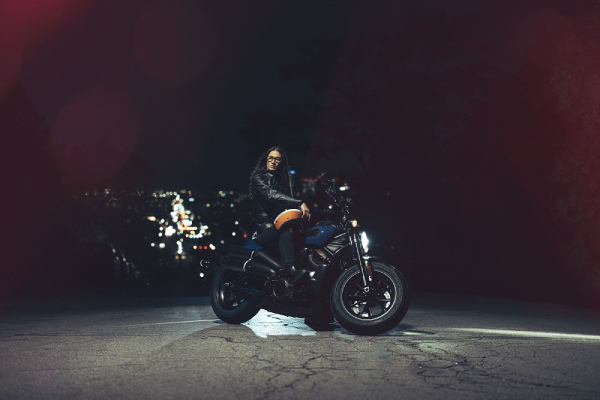 Harley-Davidson-MY23-model_Sportster-S_Blue