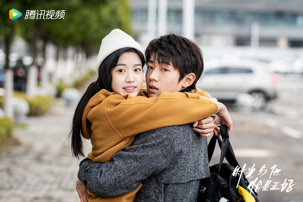 Time and Him are Just Right นายที่ใช่เวลาที่ชอบ 时光与他，恰是正好 