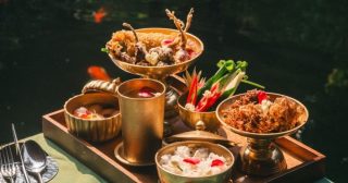 ข้าวแช่ จิม ทอมป์สัน