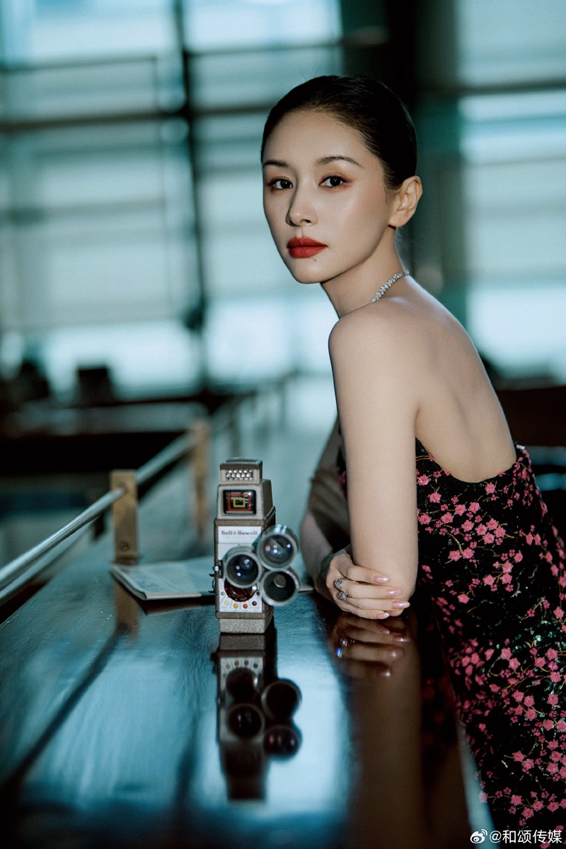 和颂传媒-  Wang Ziwen - หวังจื่อเหวิน
